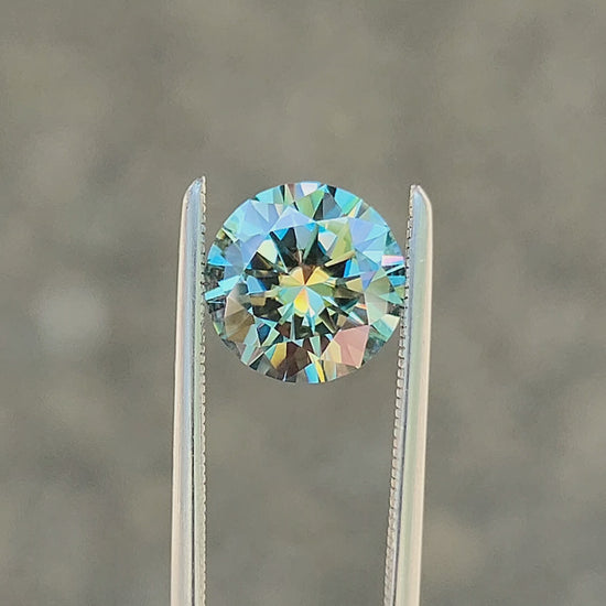 1.73ct Round Teal Moissanite 8mm