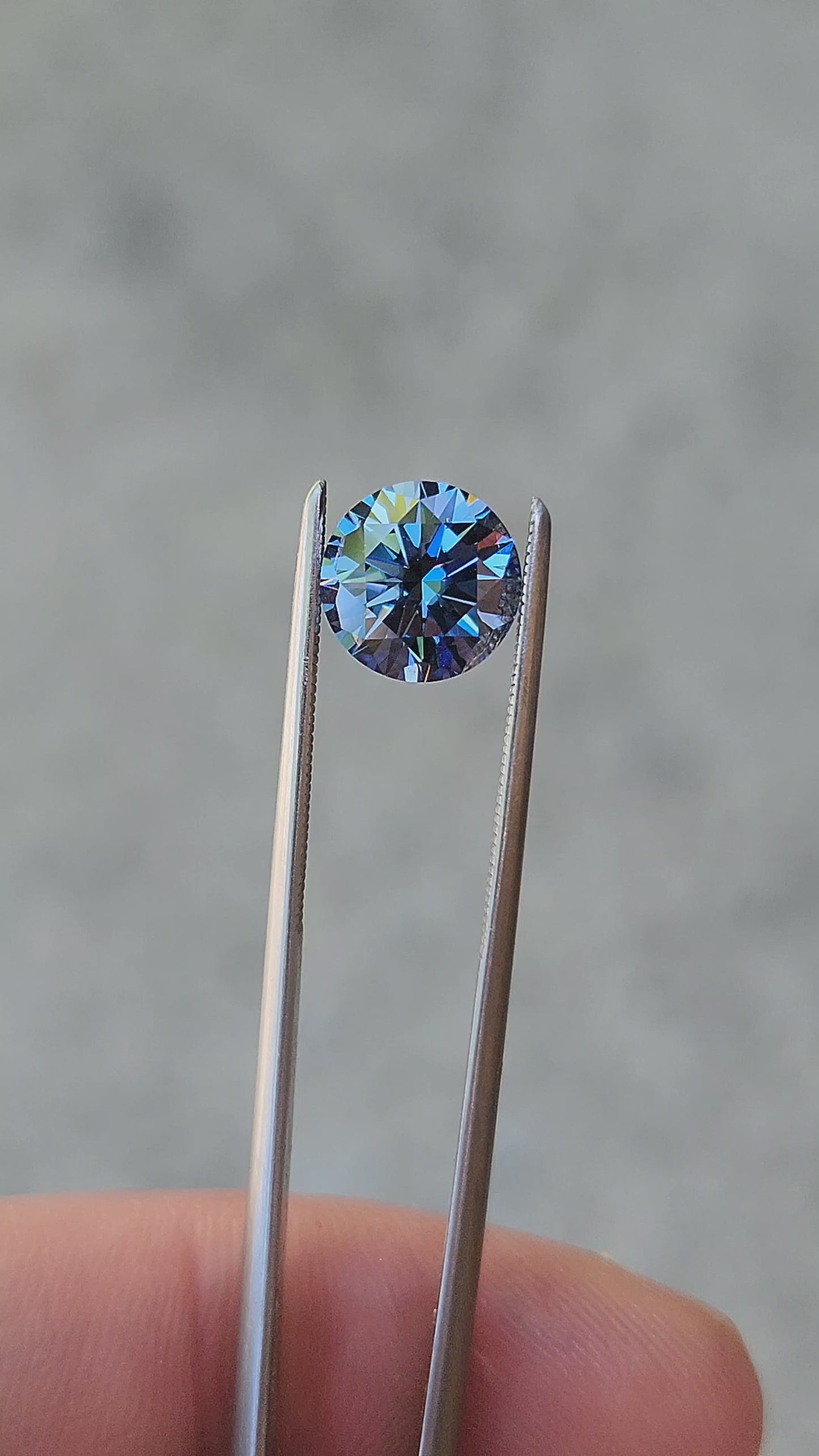 Load and play video in Gallery viewer, 1.85ct Round Cut Blue Moissanite
