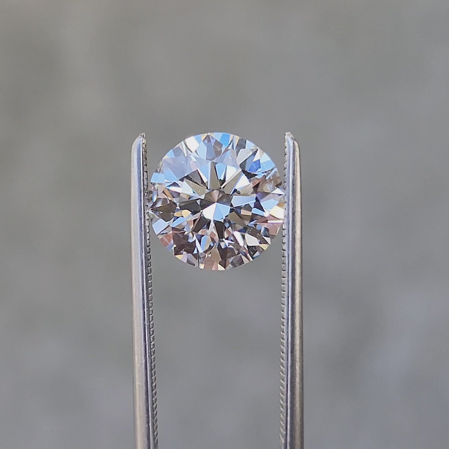 1.95ct Round Cut Lab Diamond I/VS1