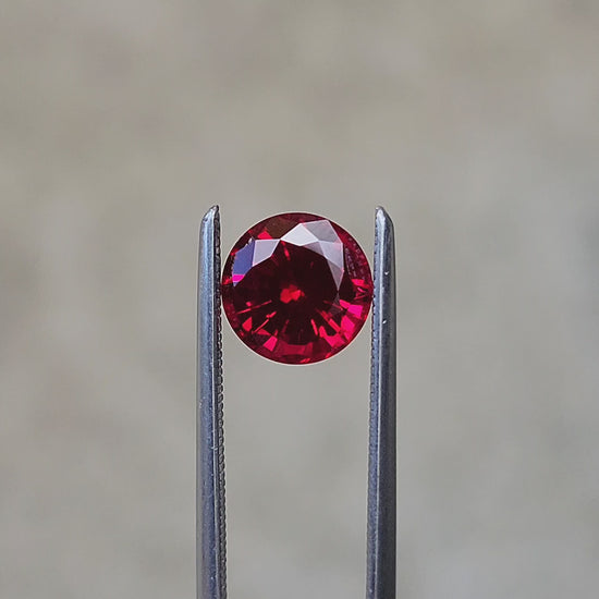 Load and play video in Gallery viewer, Round Cut Chatham Ruby - For Build Your Own Pieces
