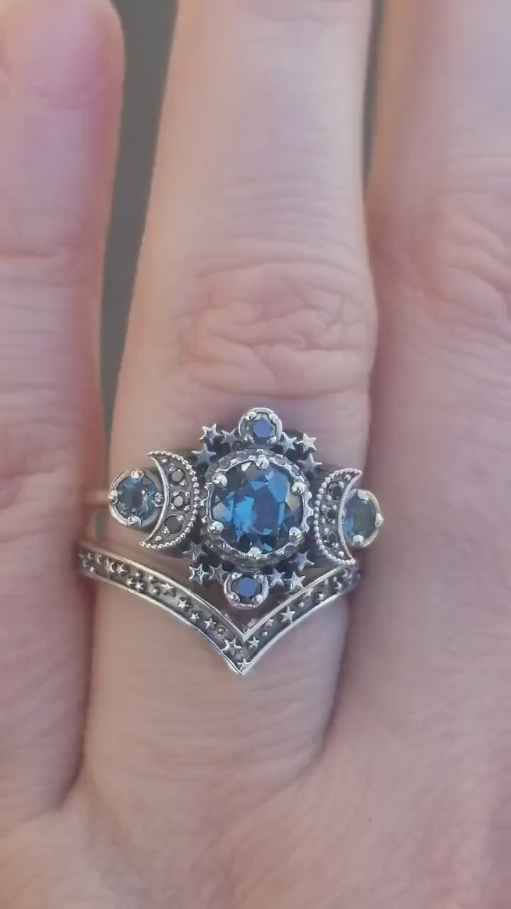 Load and play video in Gallery viewer, Ready to Ship Size 4.5 - 11.5 - London Blue Topaz Cosmos Moon Engagement Ring Set Triple Moon Goddess Silver Ring with Stardust Chevron Band
