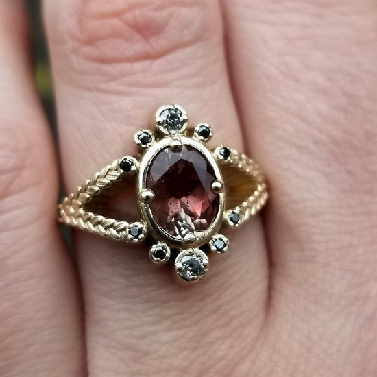 Ready to Ship Size 6 - 8 - Oval Oregon Sunstone and Sage Split Shank Ring with Salt & Pepper and Black Diamonds - 14k Yellow Gold