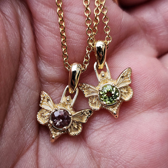 Load image into Gallery viewer, 14k gold peridot oregon sunstone faerie butterfly necklace fantasy jewelry swankmetalsmithing
