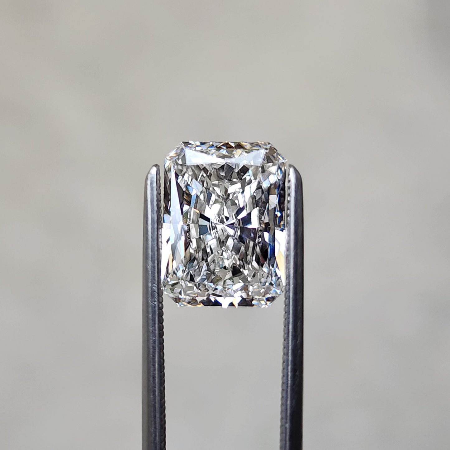2.88ct Radiant Cut Lab Diamond I/VS2