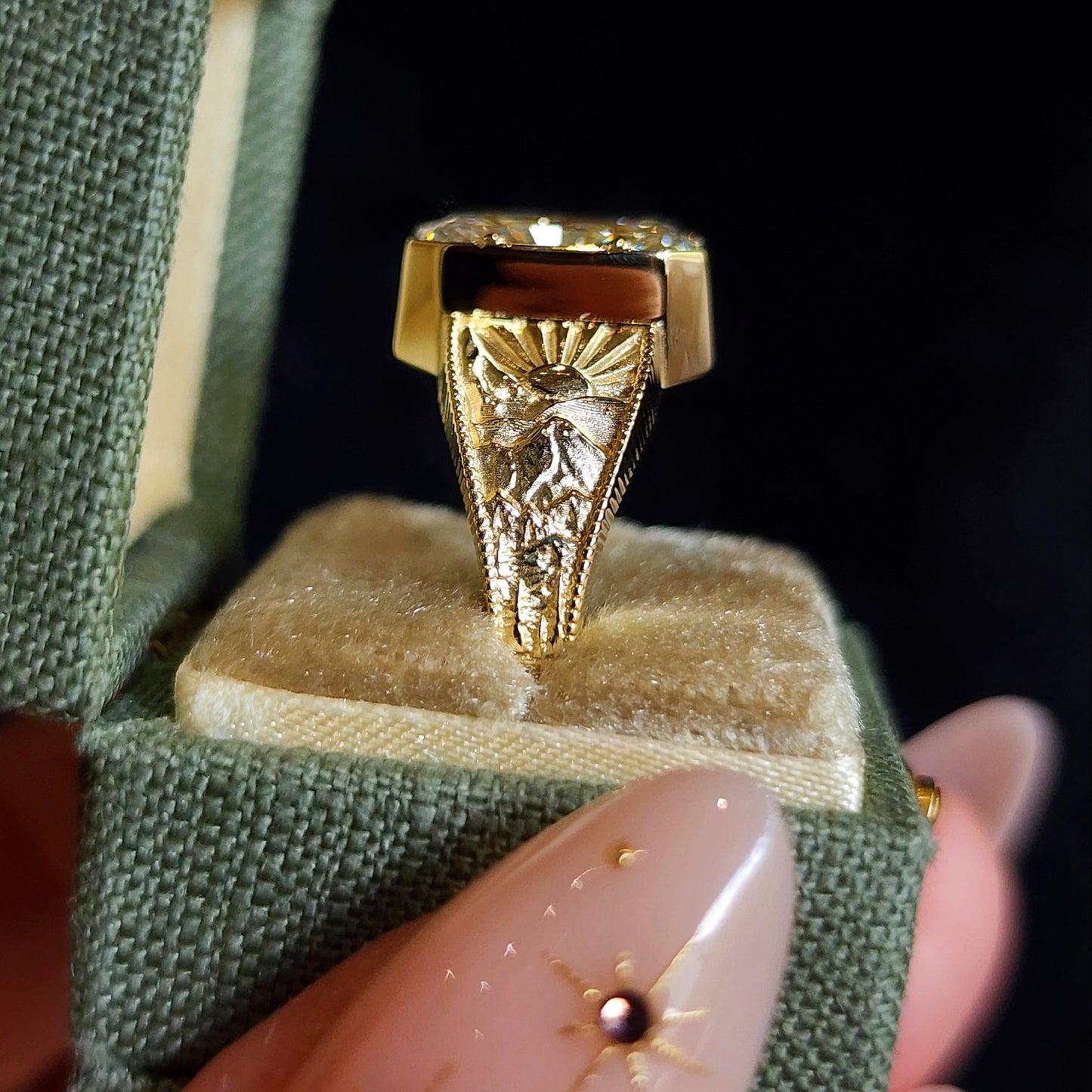 Forest Sprite - Nature Inspired Solitaire with Mountains, Trees and Sun - Fantasy Fine Jewelry 14k Gold image  12