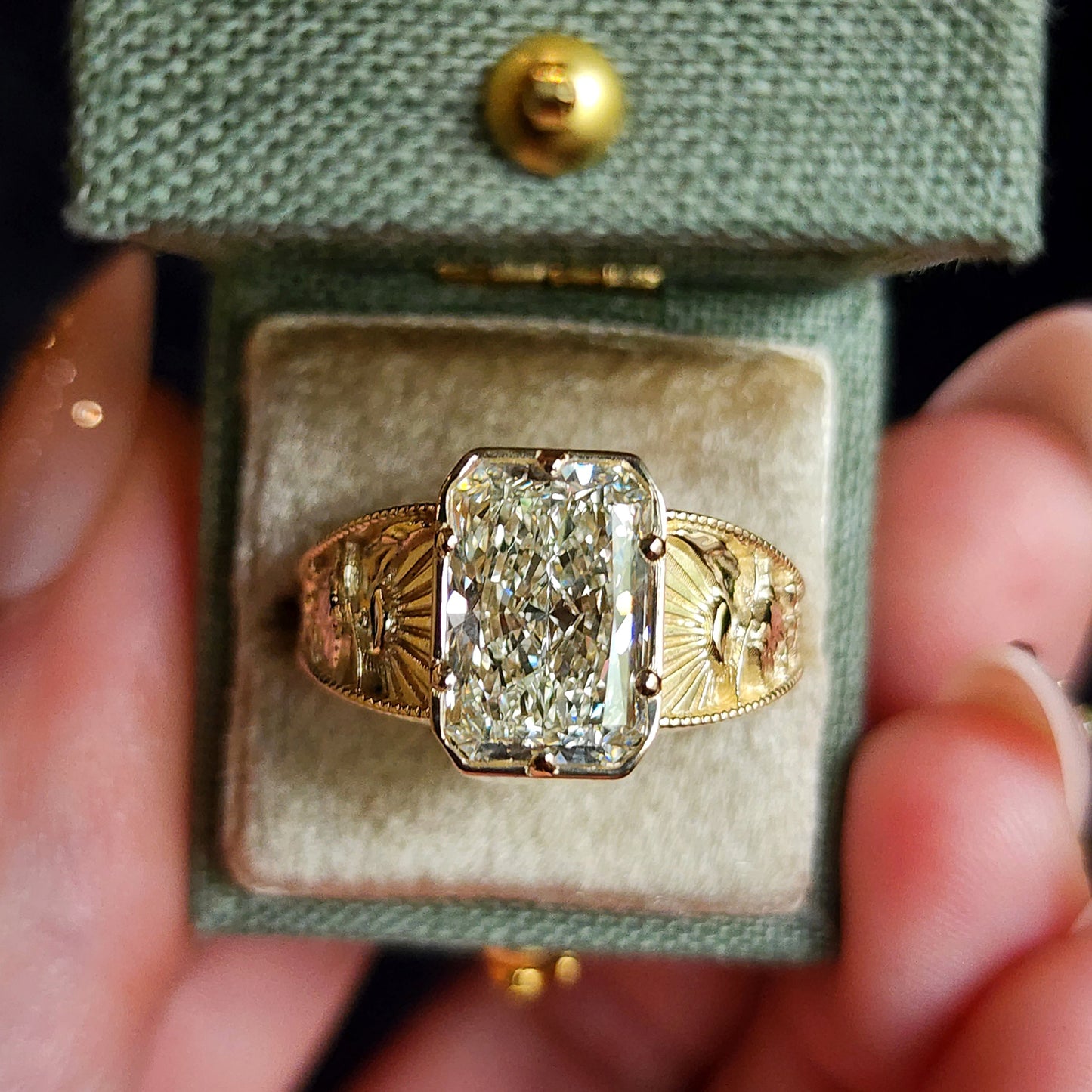 Forest Sprite - Nature Inspired Solitaire with Mountains, Trees and Sun - Fantasy Fine Jewelry 14k Gold image  8