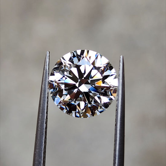 3.01ct Round Brilliant Cut Lab Diamond J/VVS2