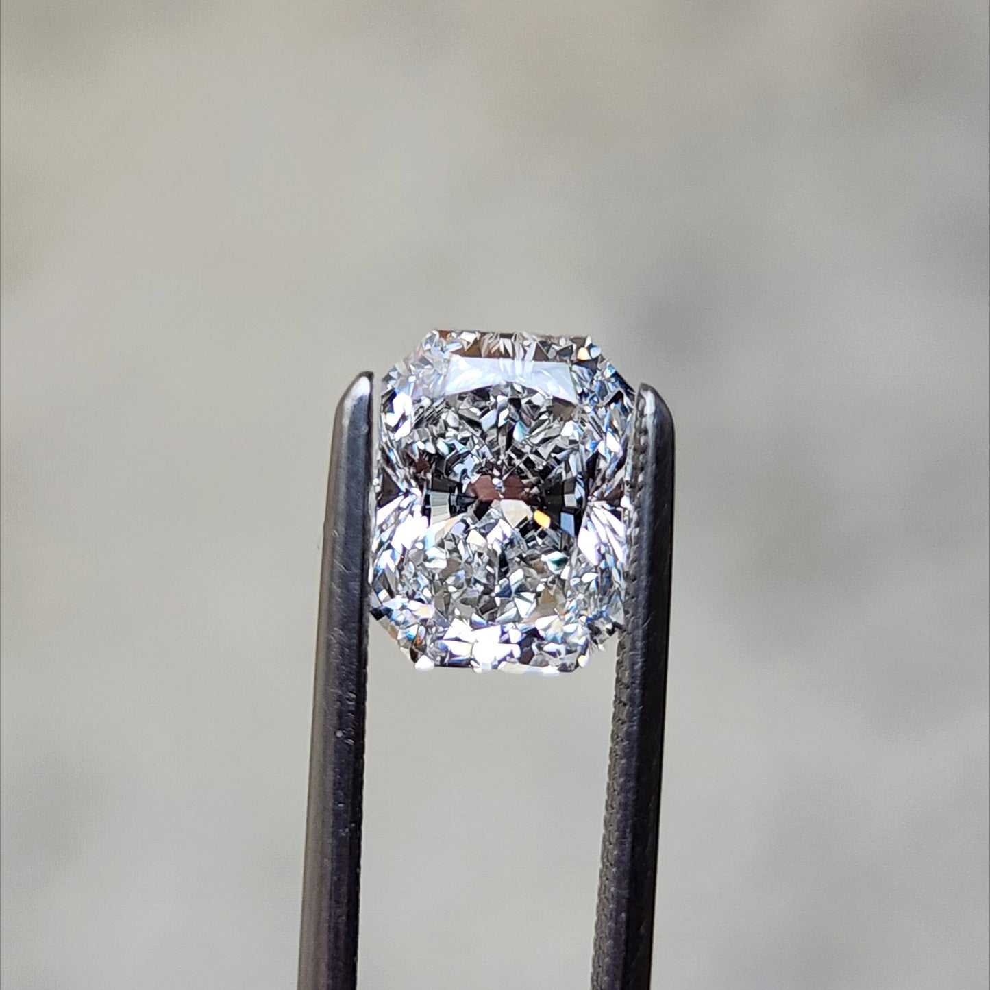 1.30ct Radiant Cut Lab Diamond F/VVS2