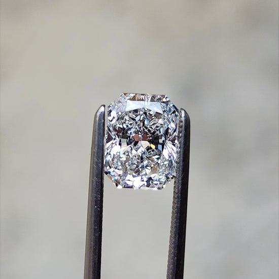 1.30ct Radiant Cut Lab Diamond F/VVS2