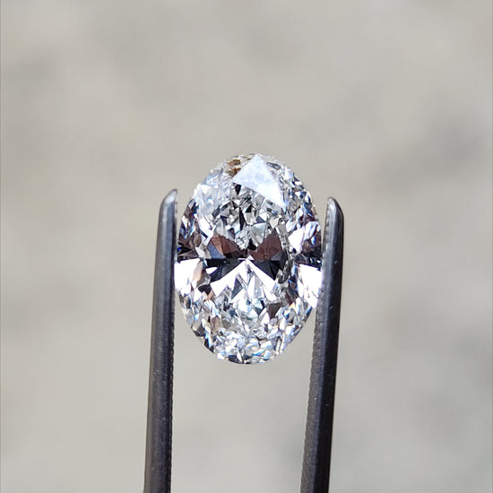 2.09ct Oval Lab Diamond E/VVS2