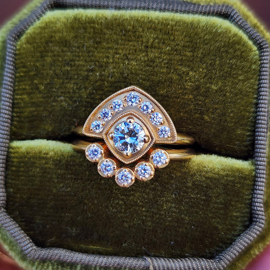Art Deco Natural Diamond Fan Engagement Ring Set with Millgrain - 18k Yellow Gold image 3