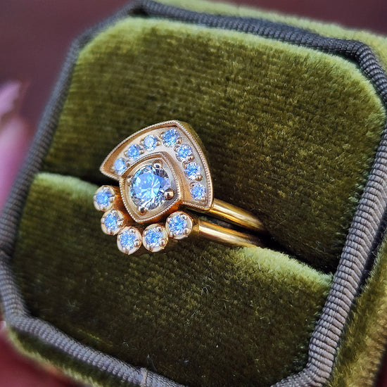 Art Deco Natural Diamond Fan Engagement Ring Set with Millgrain - 18k Yellow Gold image 5