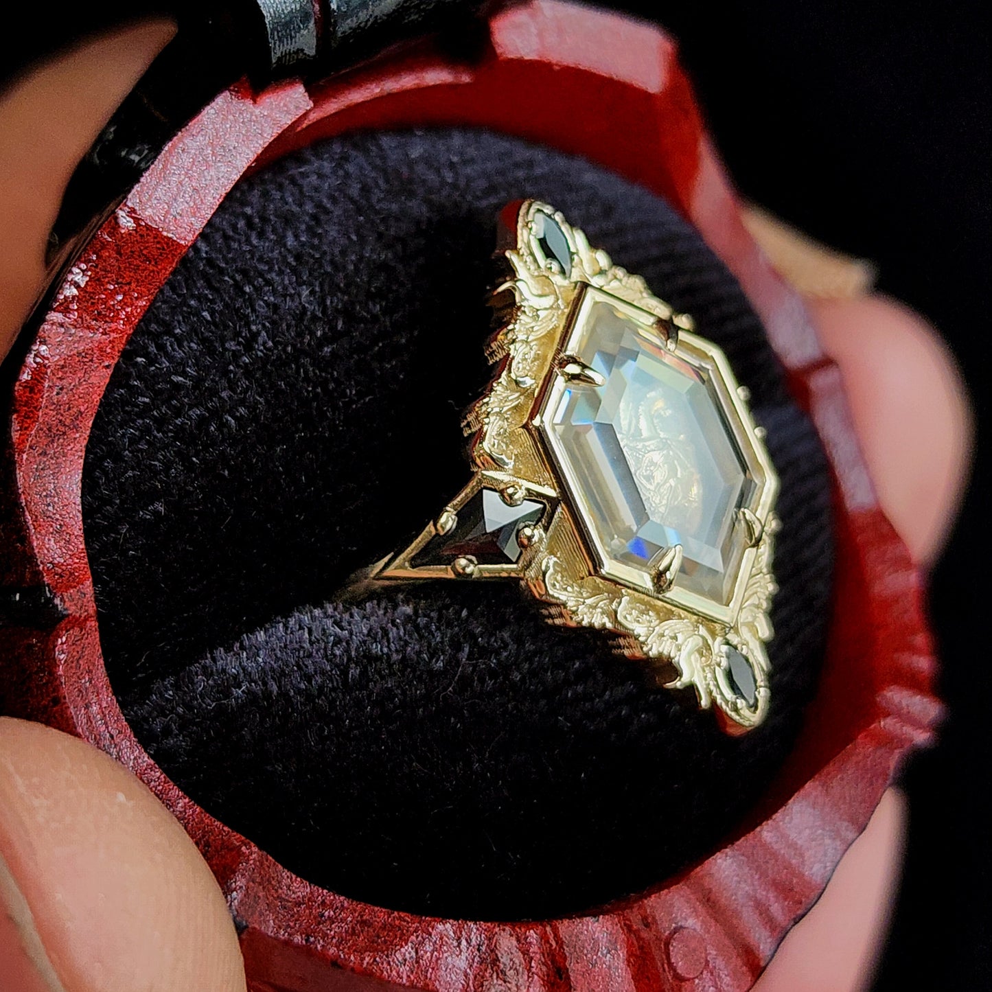 Anatomical Heart Shadowbox Ring  Gothic Alternative Fine Jewelry image 12