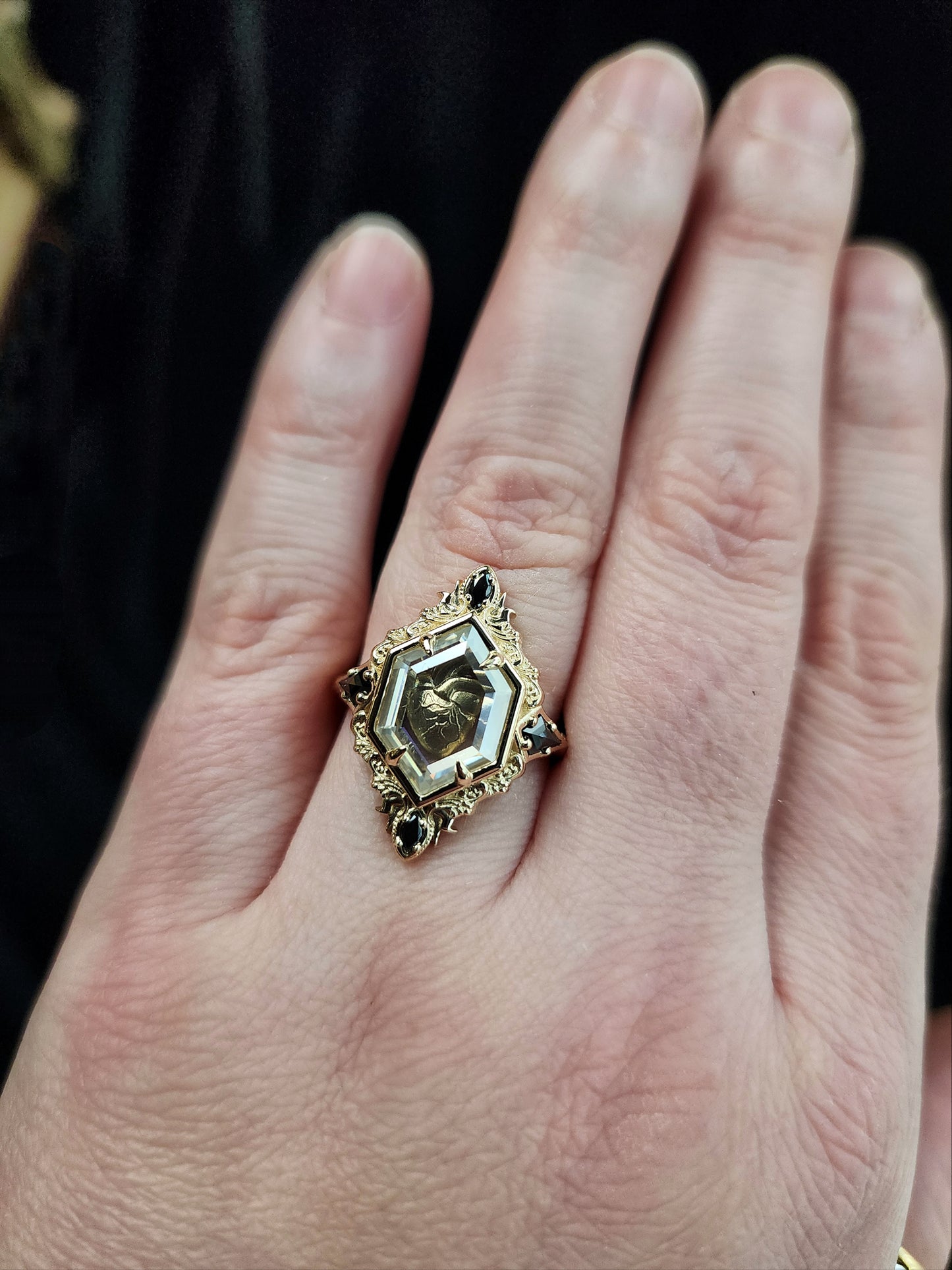 Anatomical Heart Shadowbox Ring  Gothic Alternative Fine Jewelry image 13