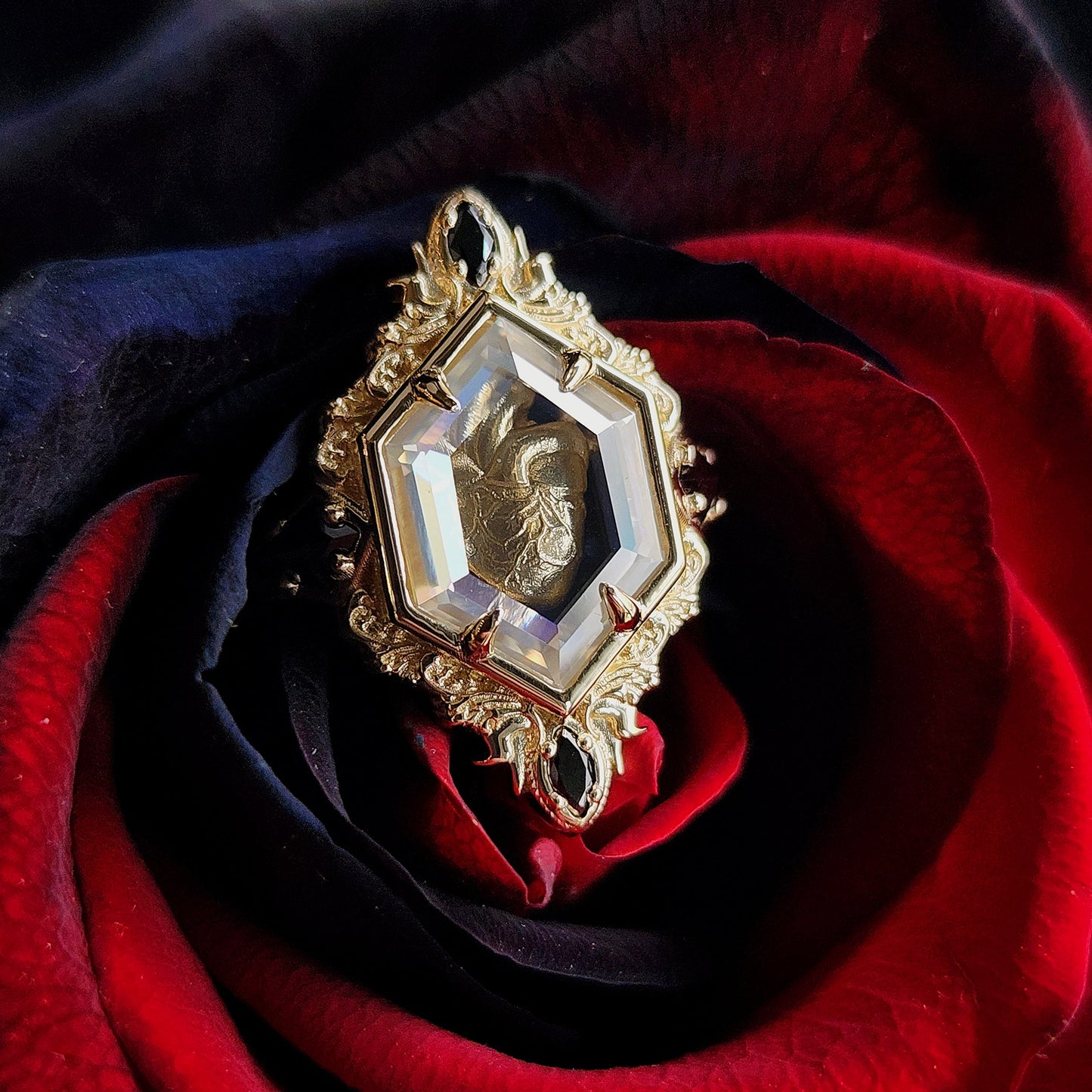 Anatomical Heart Shadowbox Ring  Gothic Alternative Fine Jewelry image 2