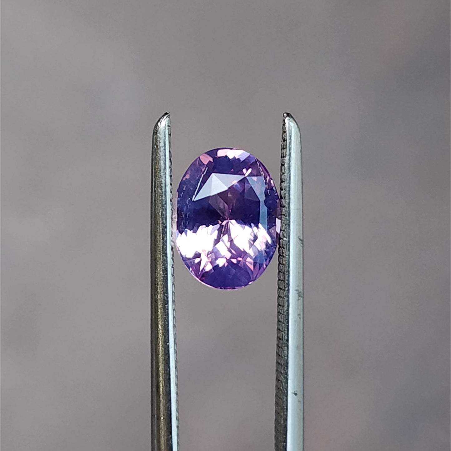 natural lavender oval sapphire from Sri Lanka