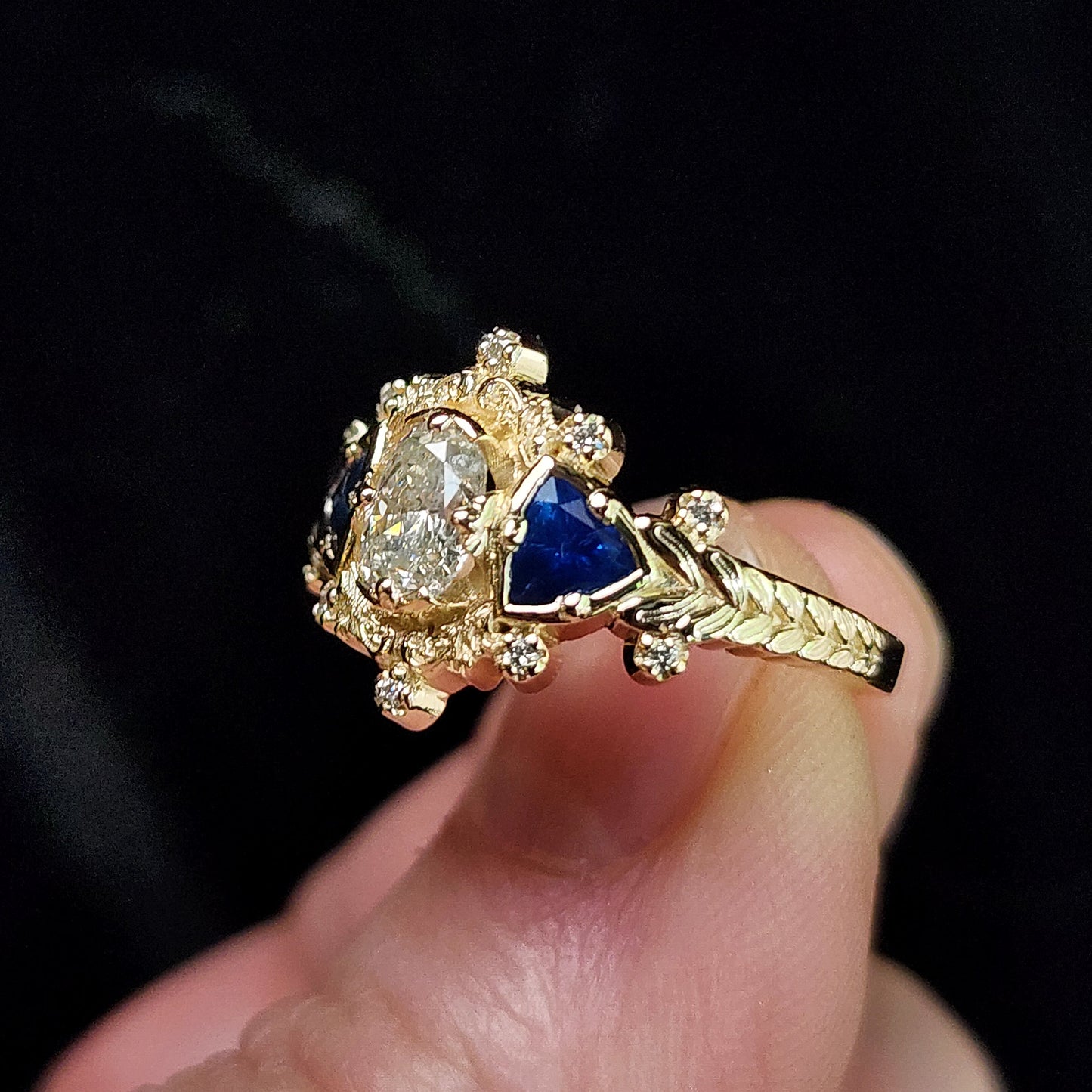 Natural Oval Diamond and Natural Blue Sapphires Leaf and Filigree Ring in 14k Yellow Gold image 4