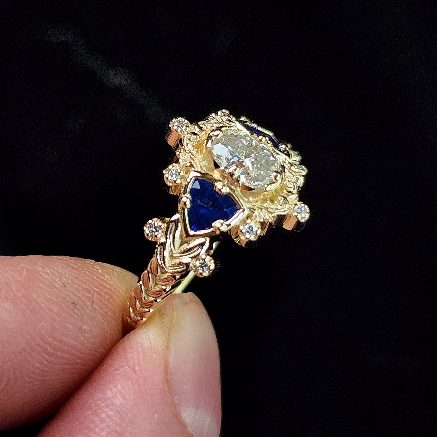 Natural Oval Diamond and Natural Blue Sapphires Leaf and Filigree Ring in 14k Yellow Gold image 2
