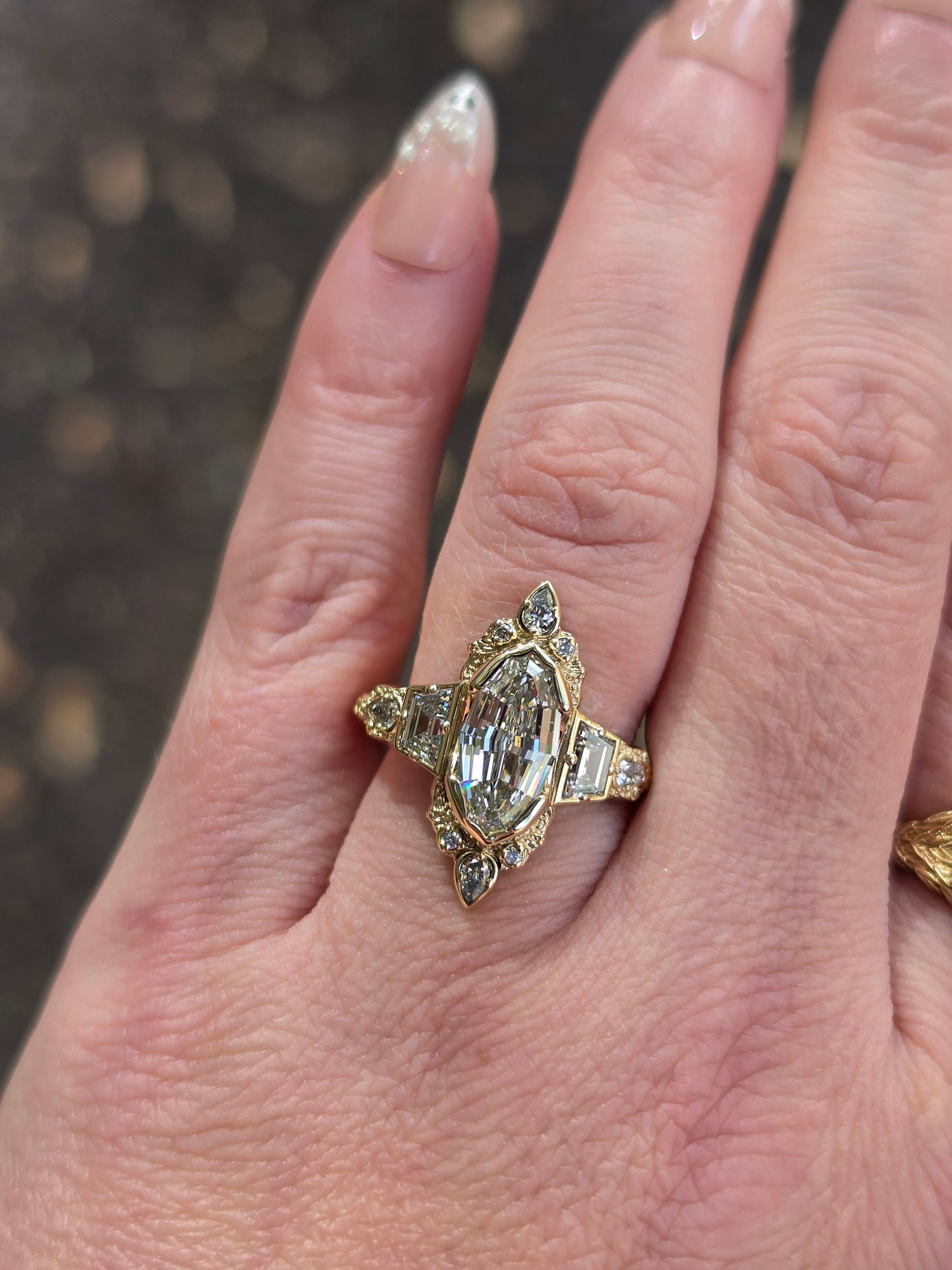Mirror Ring with Trapezoid and Pear Diamond Sides