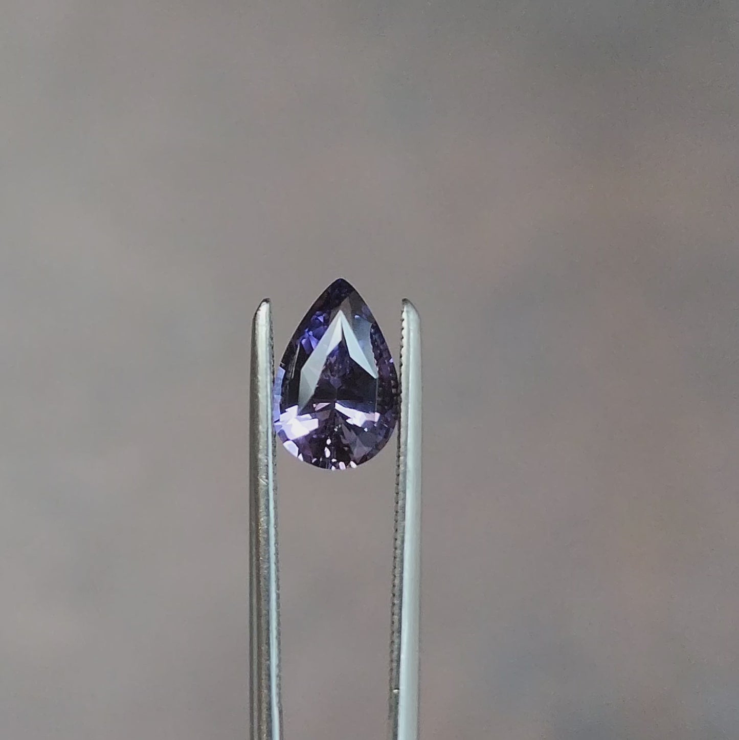 Load and play video in Gallery viewer, natural purple pear sapphire from Madagascar
