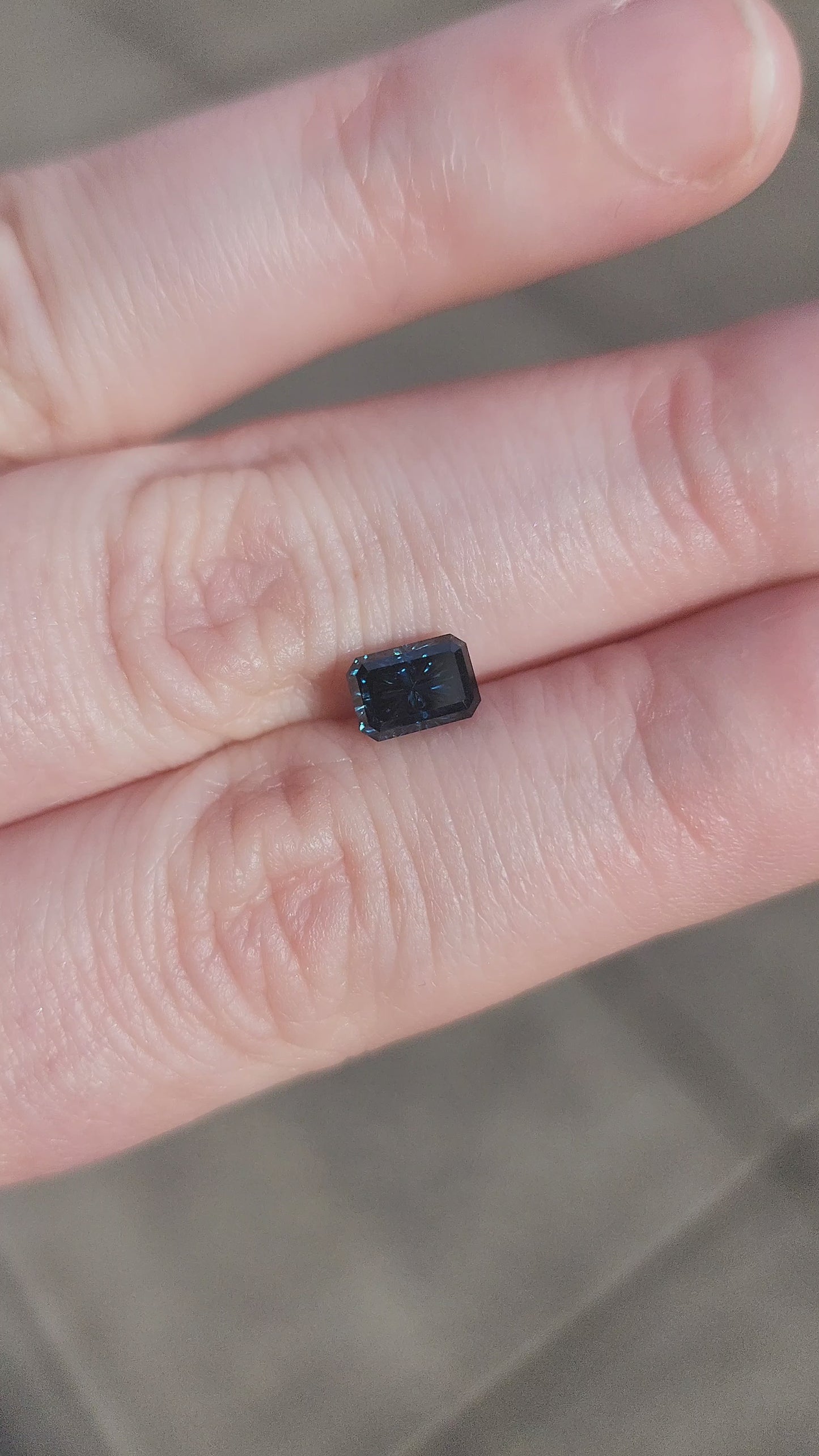 Load and play video in Gallery viewer, 1.27ct Dark Teal Australian Sapphire Rectangle Starbrite by John Dyer
