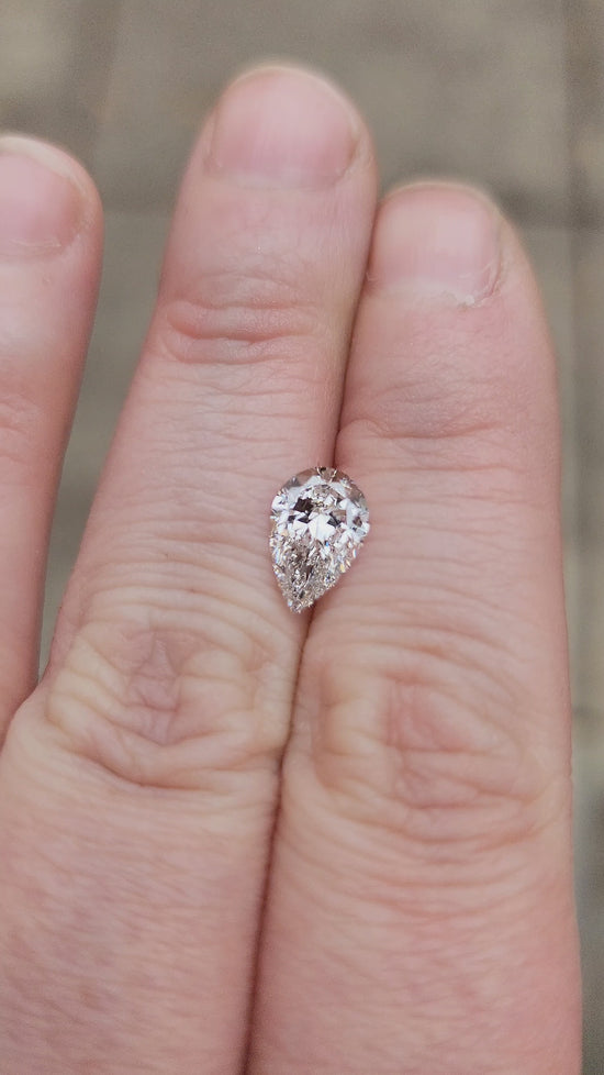 Load and play video in Gallery viewer, 1.44ct Pear Lab Diamond E/VS1

