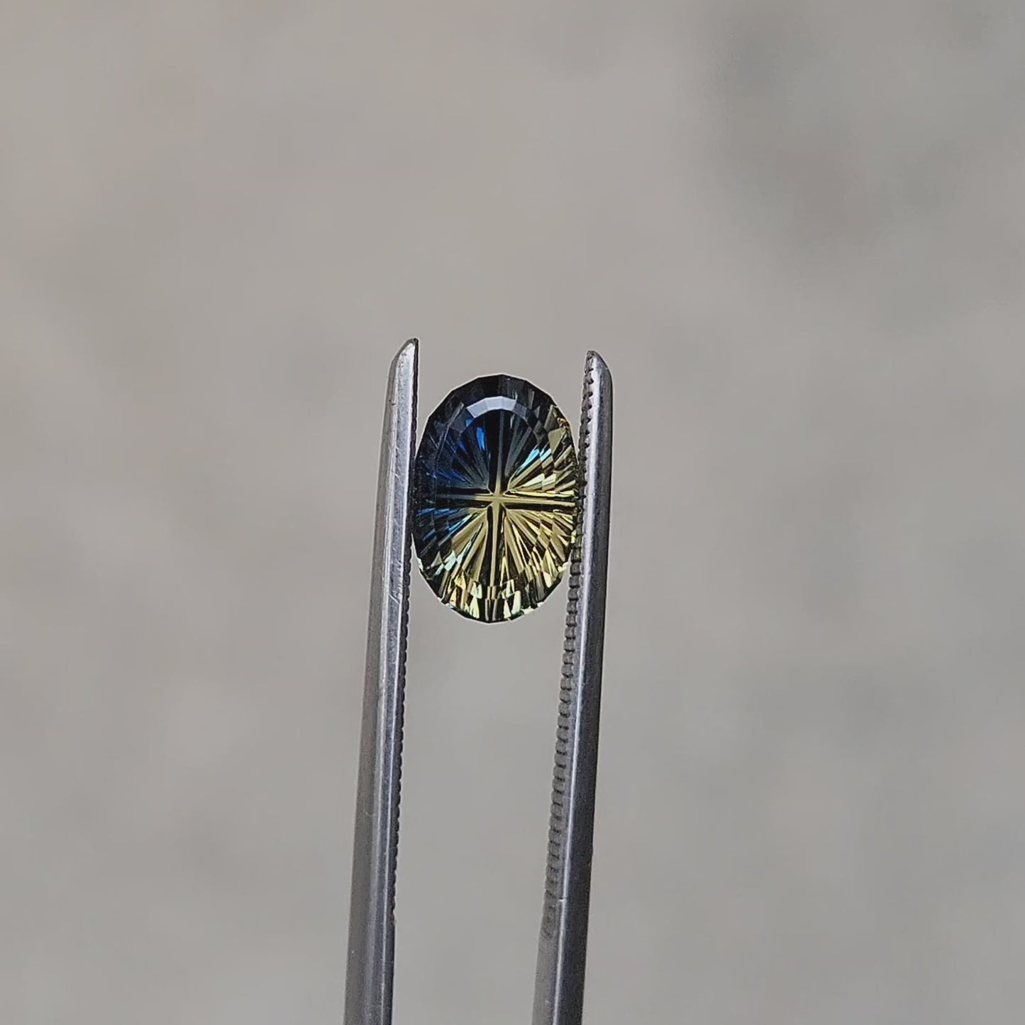 1.16ct Natural Parti Australian Oval Sapphire - Starbrite Cut by John Dyer