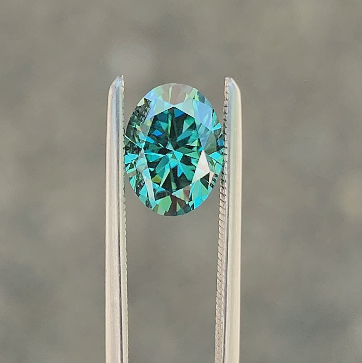 1.34ct Oval Green Moissanite 8x6mm