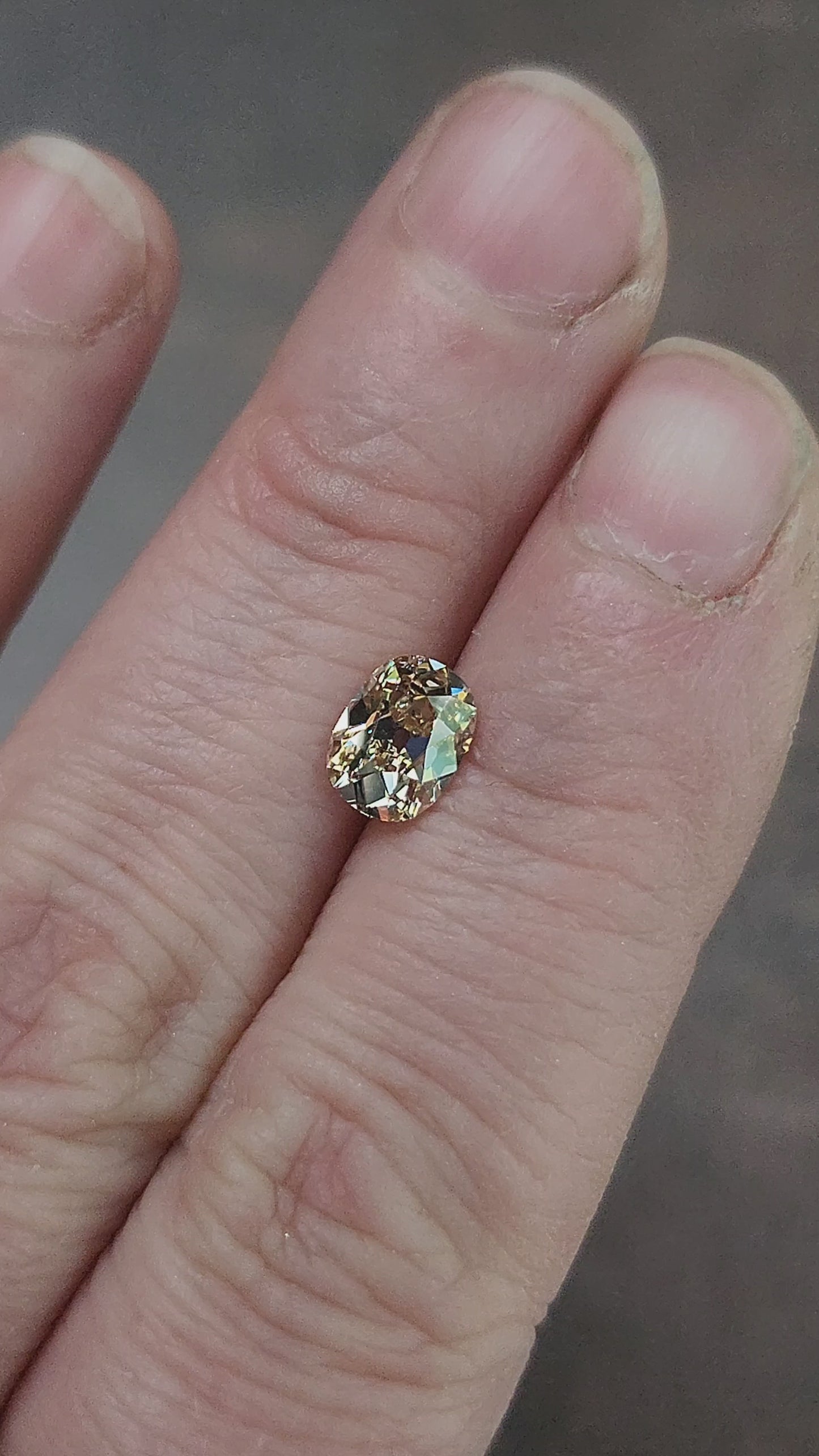 Load and play video in Gallery viewer, 1.14ct Natural Champagne Diamond Cushion Old Mine Cut
