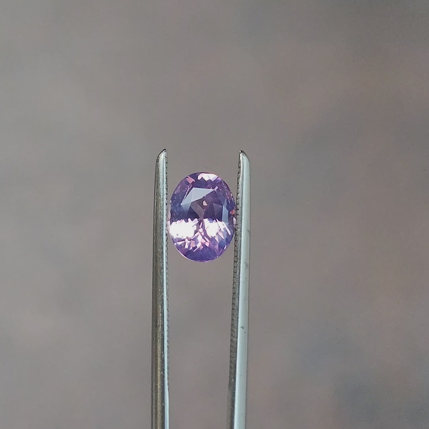Load and play video in Gallery viewer, natural lavender oval sapphire from Sri Lanka
