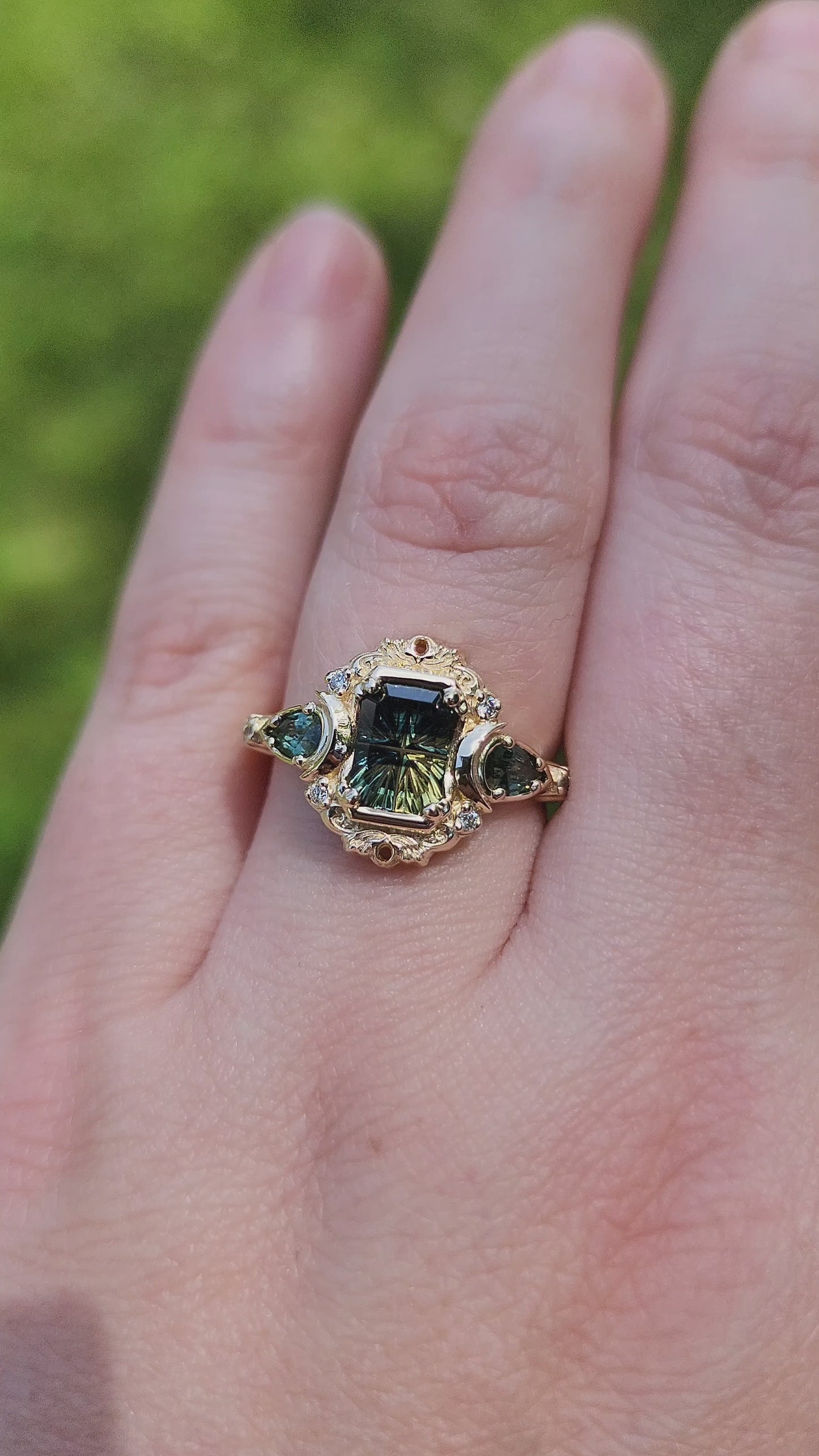 Load and play video in Gallery viewer, 1.28ct Natural Australian Parti Sapphire Fantasy Radiant Cut Moonlight Odette 14k Yellow Gold video 2
