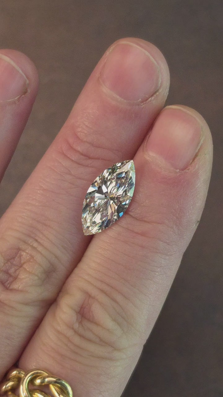 Load and play video in Gallery viewer, 3.54ct Marquise Lab Diamond H/VVS2
