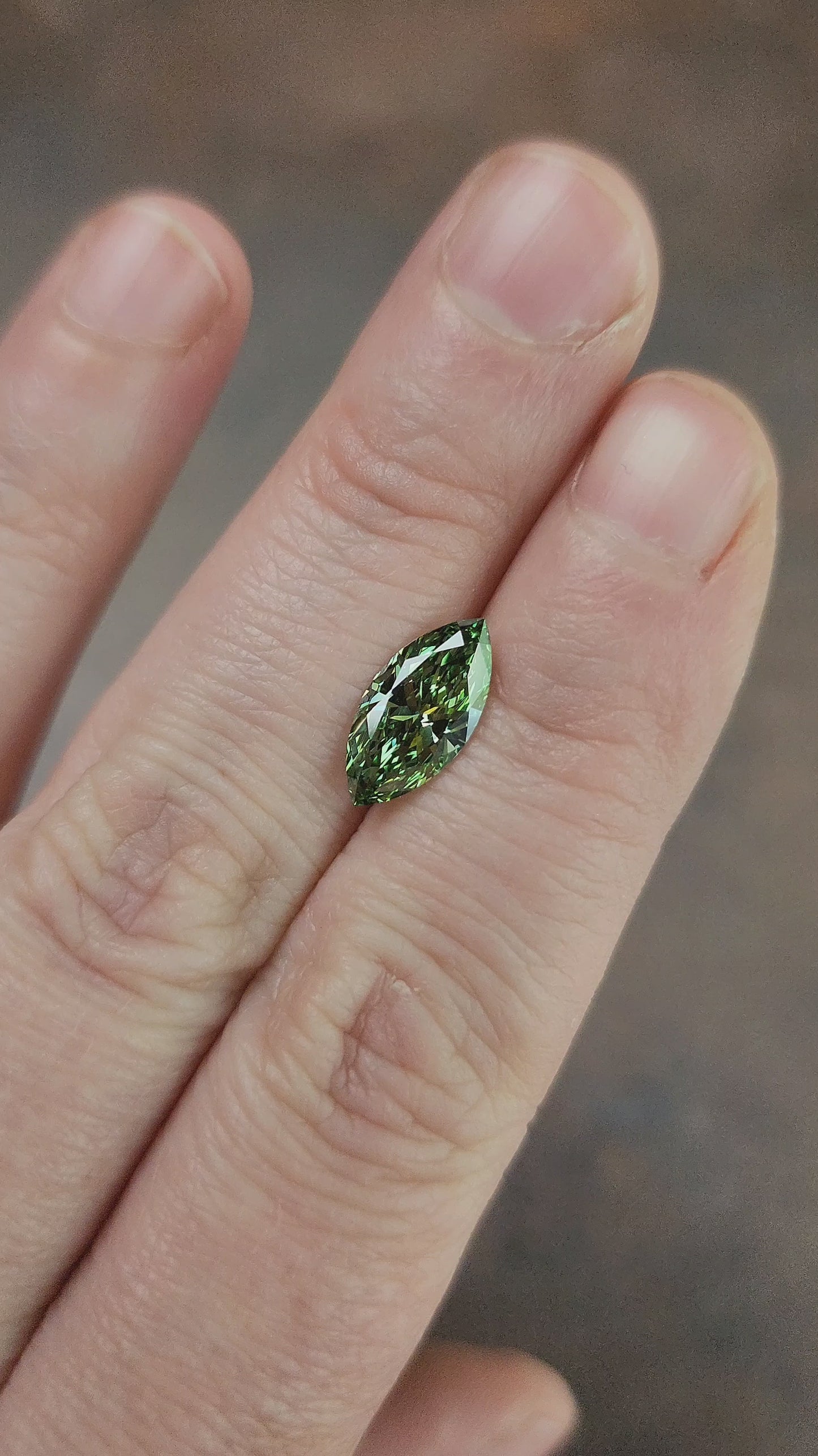 Load and play video in Gallery viewer, 1.70ct Lab Diamond Fancy Vivid Green Marquise VVS2
