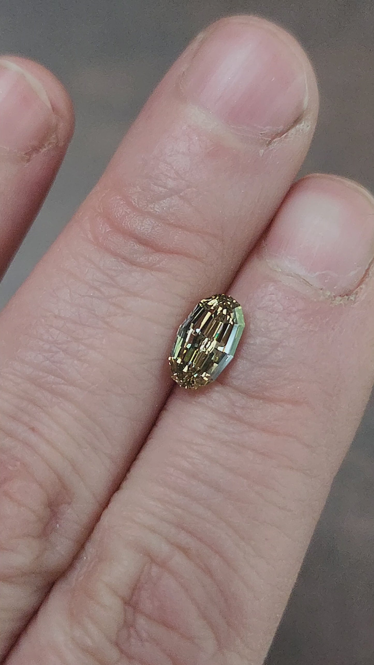 Load and play video in Gallery viewer, 1.15ct Natural Champagne Diamond Oval Geo Step Cut
