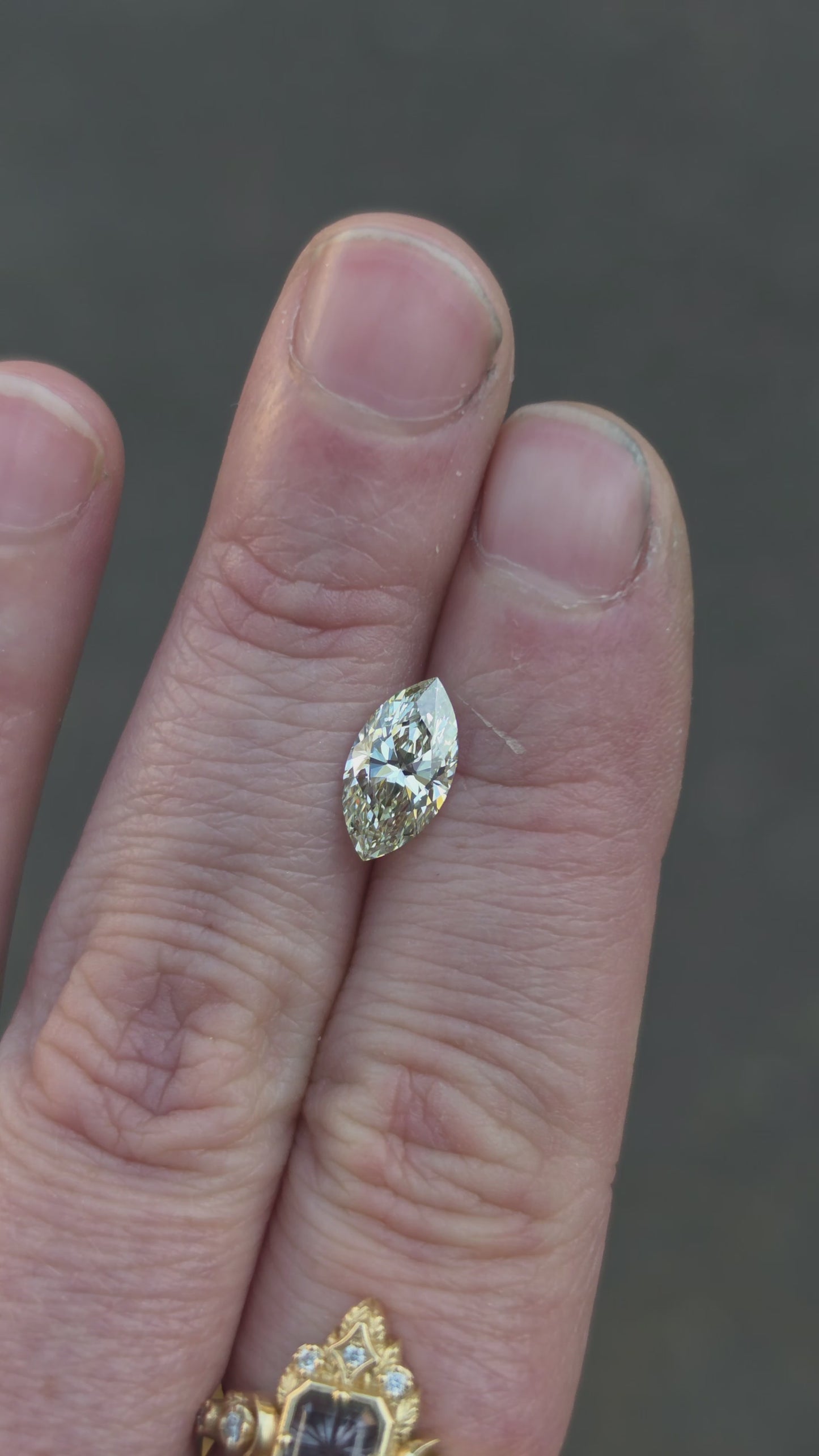 Load and play video in Gallery viewer, 1.51ct Natural Marquise Diamond K/VS2
