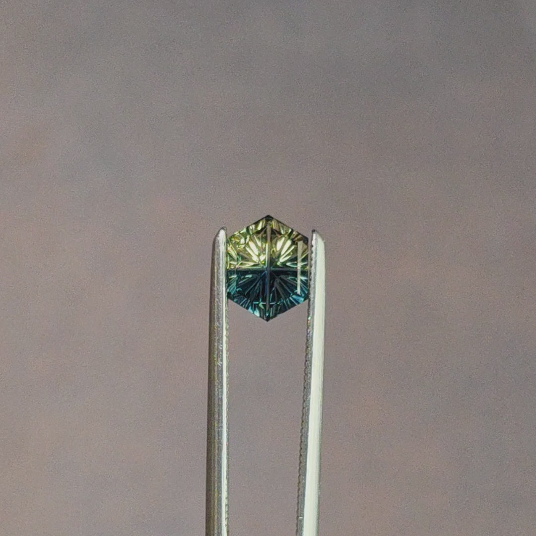 Load and play video in Gallery viewer, .86ct Parti Natural Australian Sapphire Fantasy Cut by Brett Kosnar
