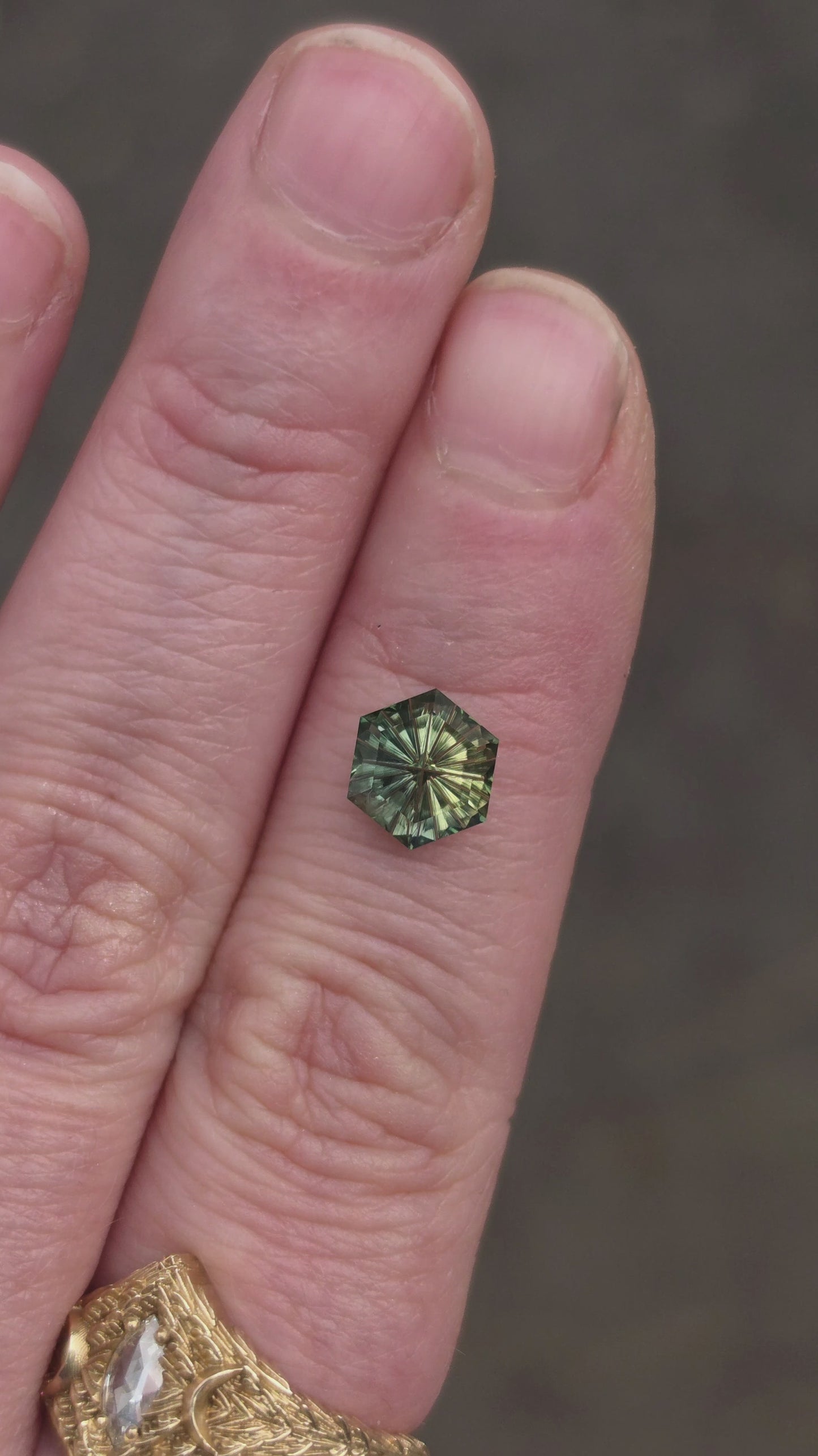 Load and play video in Gallery viewer, 1.43ct Parti Sapphire Hexagon Fantasy Cut by iFacet Gems
