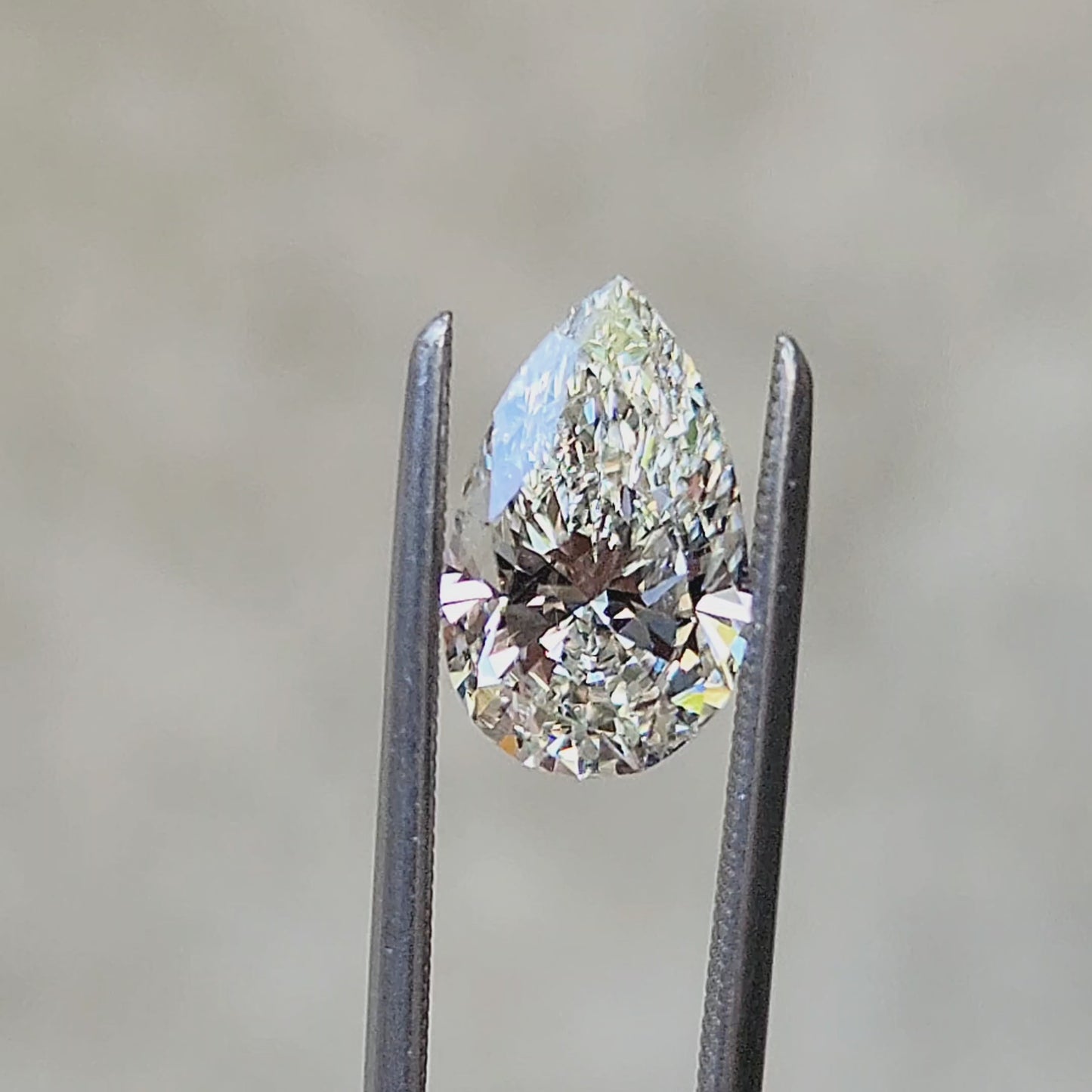 1.81ct Pear Lab Diamond I/VS2