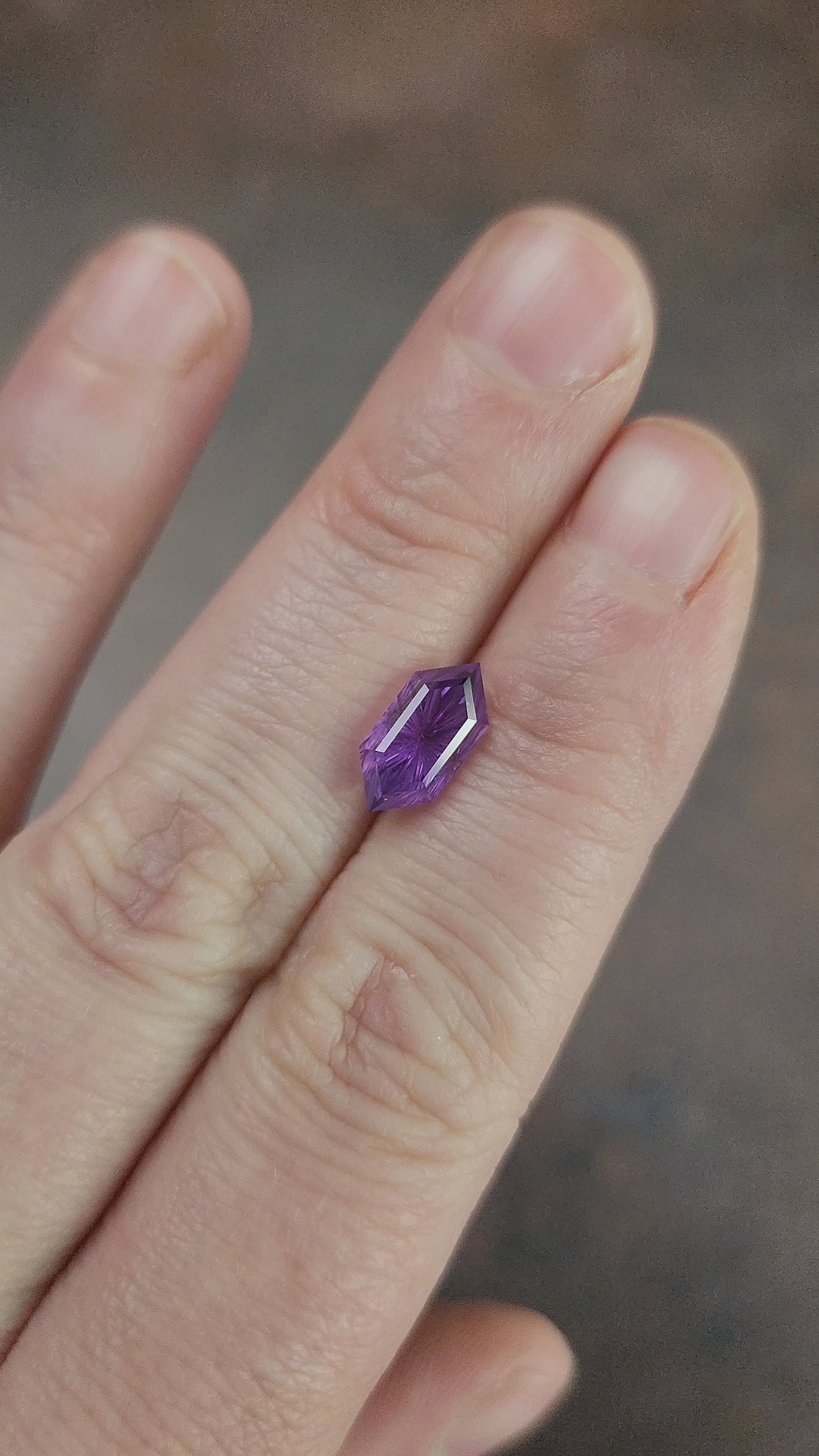 Load and play video in Gallery viewer, 2.42ct Lab Purple Sapphire Duchess Fantasy Cut
