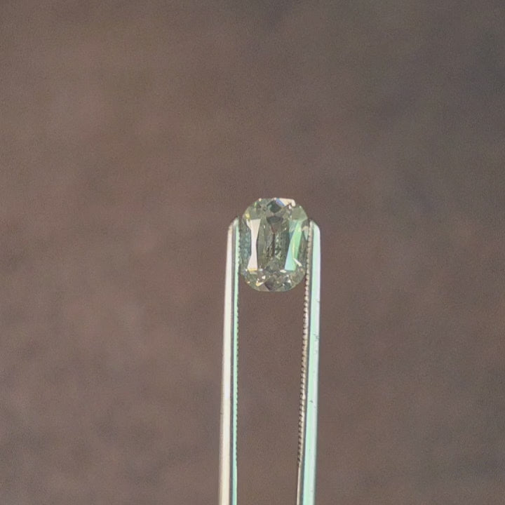 Load and play video in Gallery viewer, 1ct Natural Diamond Old Mine Cut K/I1
