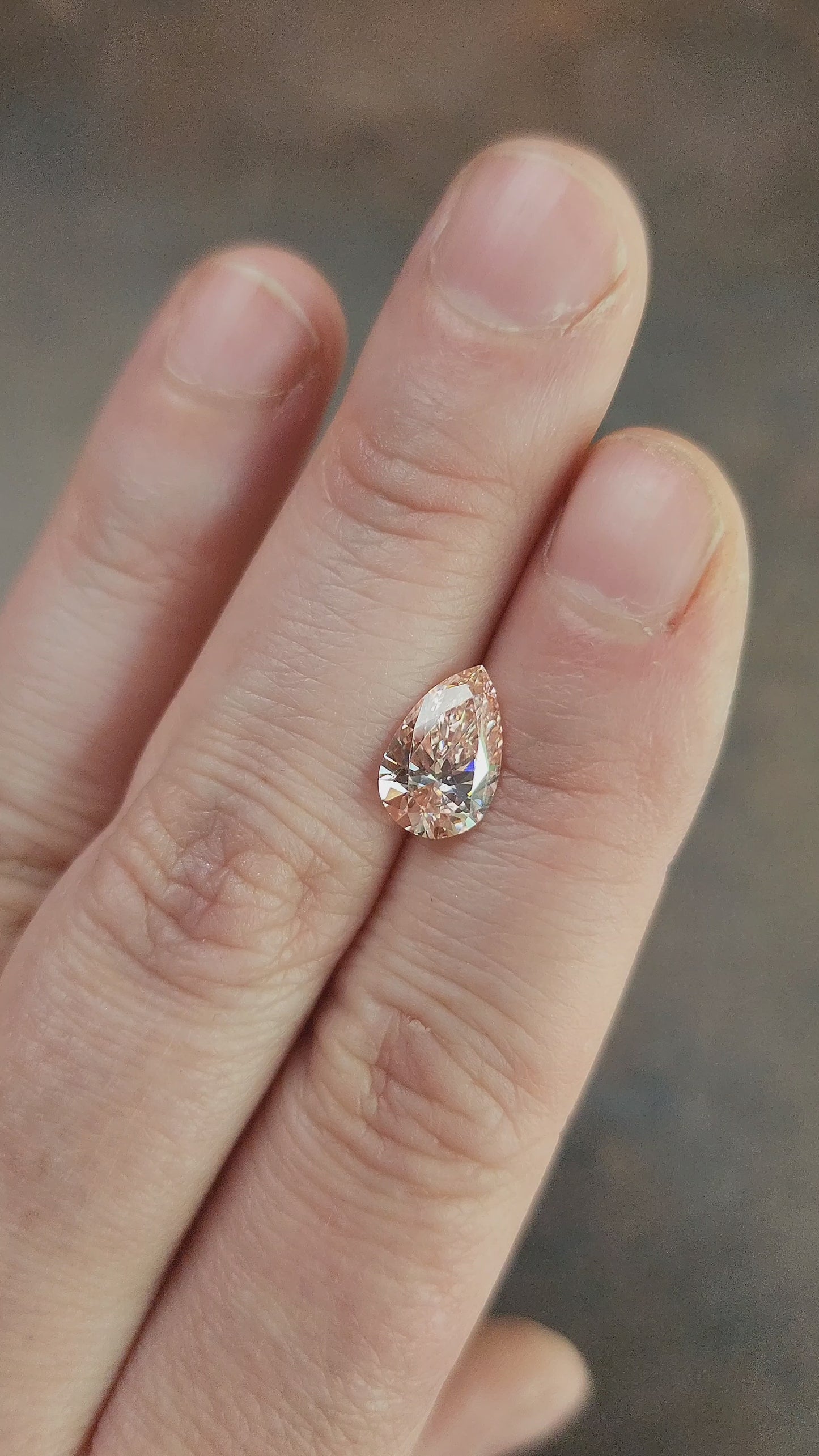 Load and play video in Gallery viewer, 2.01ct Lab Diamond Fancy Vivid Pink Pear VS
