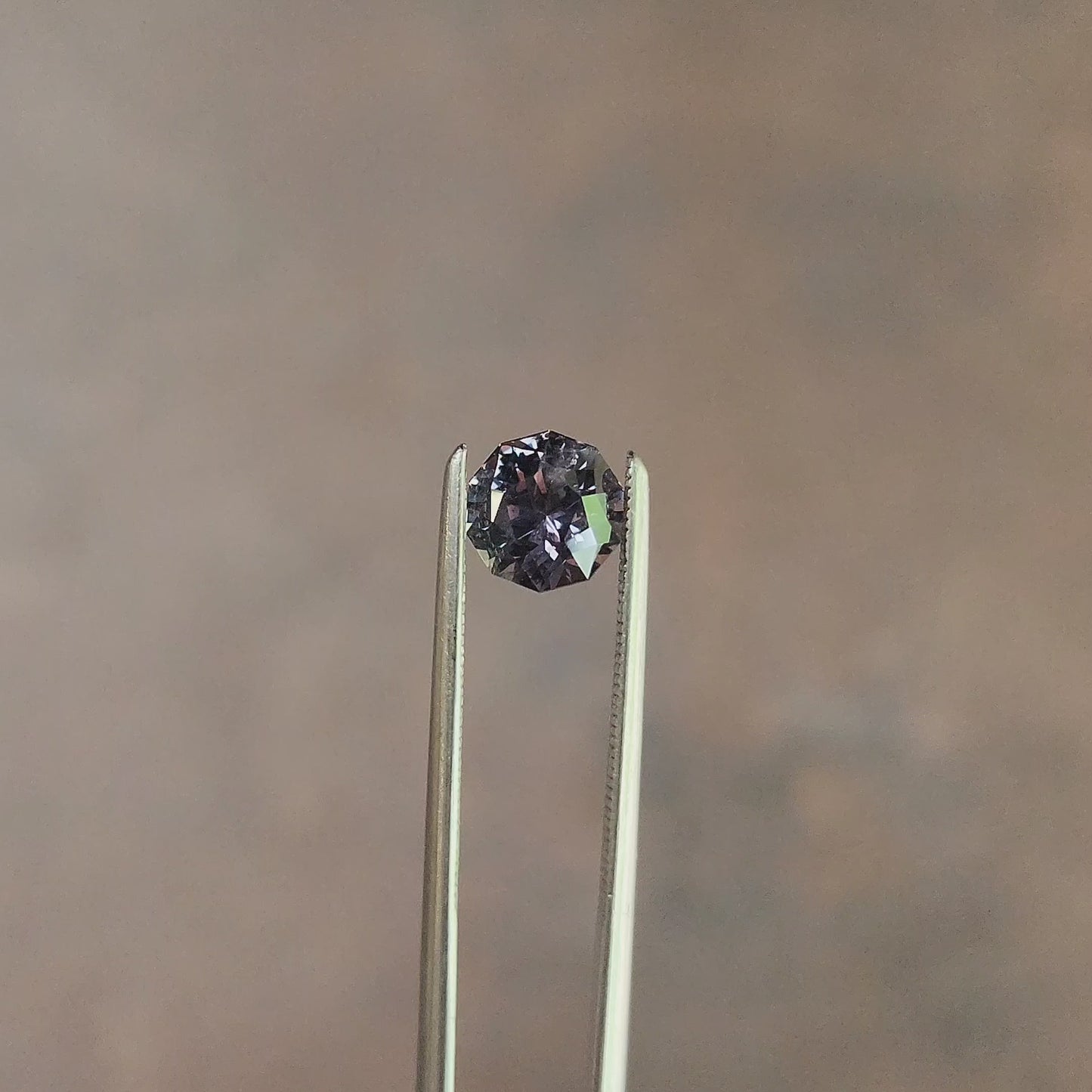 Load and play video in Gallery viewer, 1.40ct Natural Montana Color Change Sapphire Round Cut
