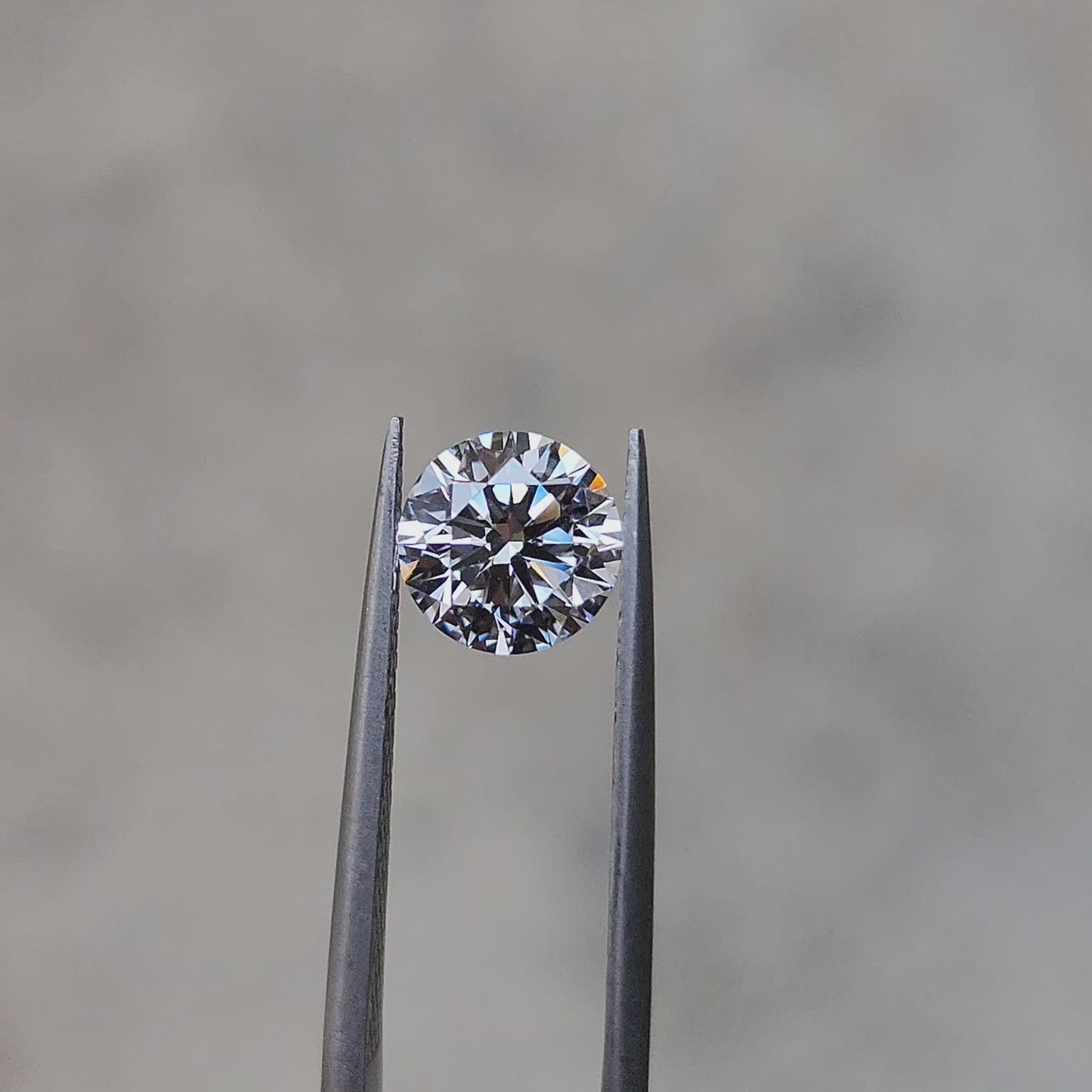 1.41ct Round Brilliant Cut Lab Diamond D/VVS2