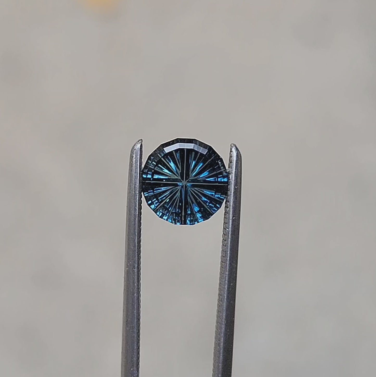 1.13ct Natural Teal Australian Round Sapphire - Starbrite Cut by John Dyer