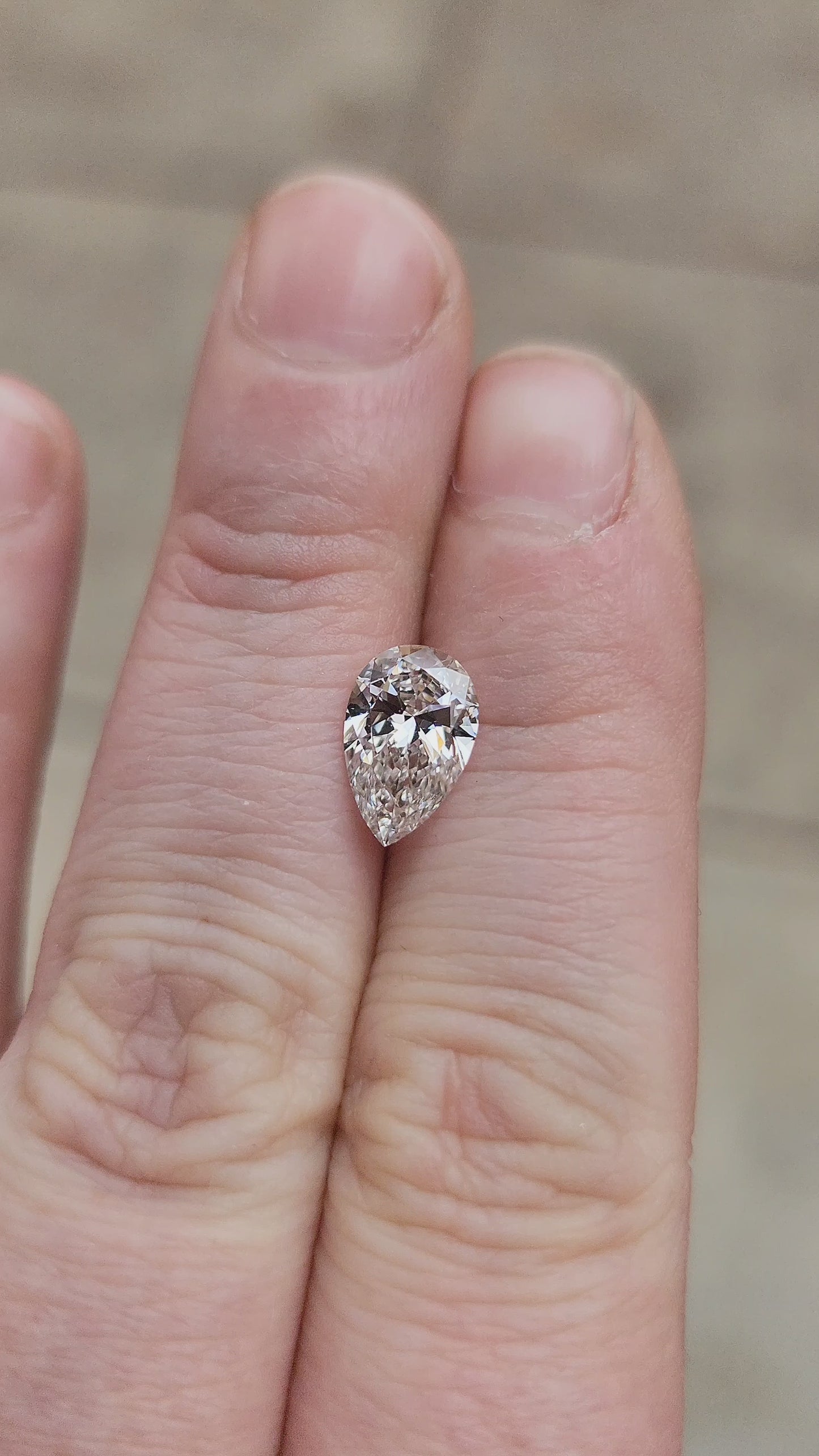 Load and play video in Gallery viewer, 1.69ct Pear Lab Diamond F/VS1
