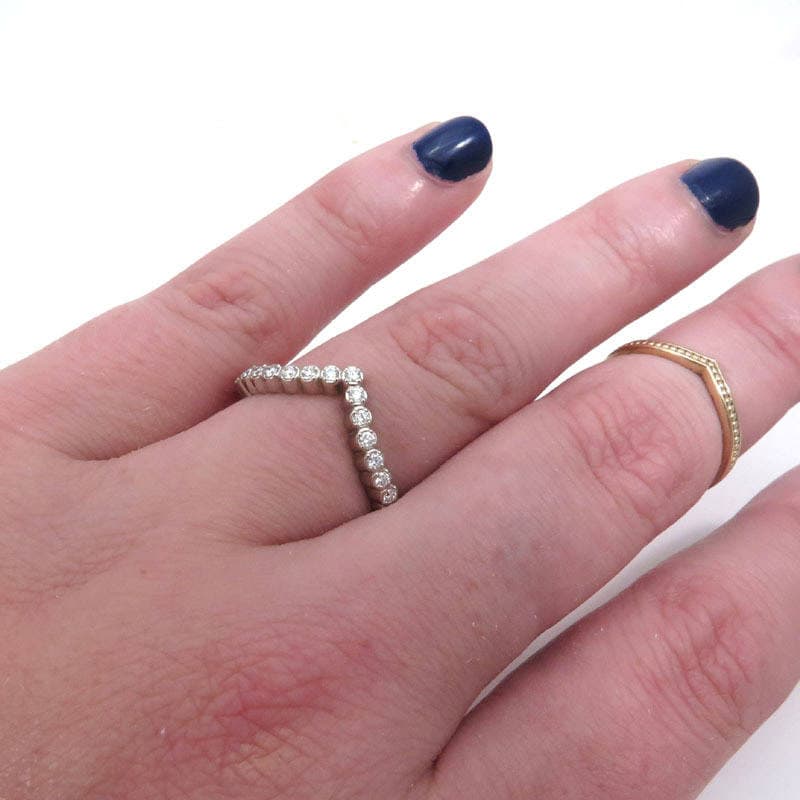 Load image into Gallery viewer, Pointed Pave Diamond Chevron Wedding Band - Architectural Fine Jewelry - Dainty Tiny Diamond Stacking Ring
