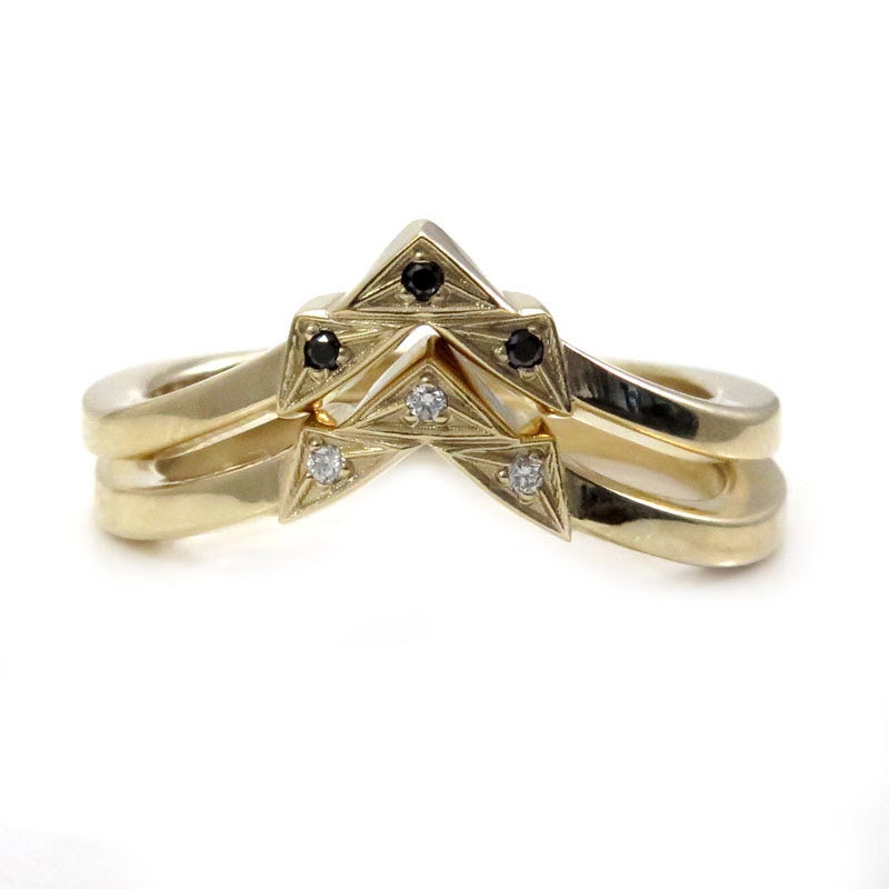 Art Deco Tiny Diamond Chevron Pointed Gold Wedding Band - Rose, Yellow or Palladium White Gold