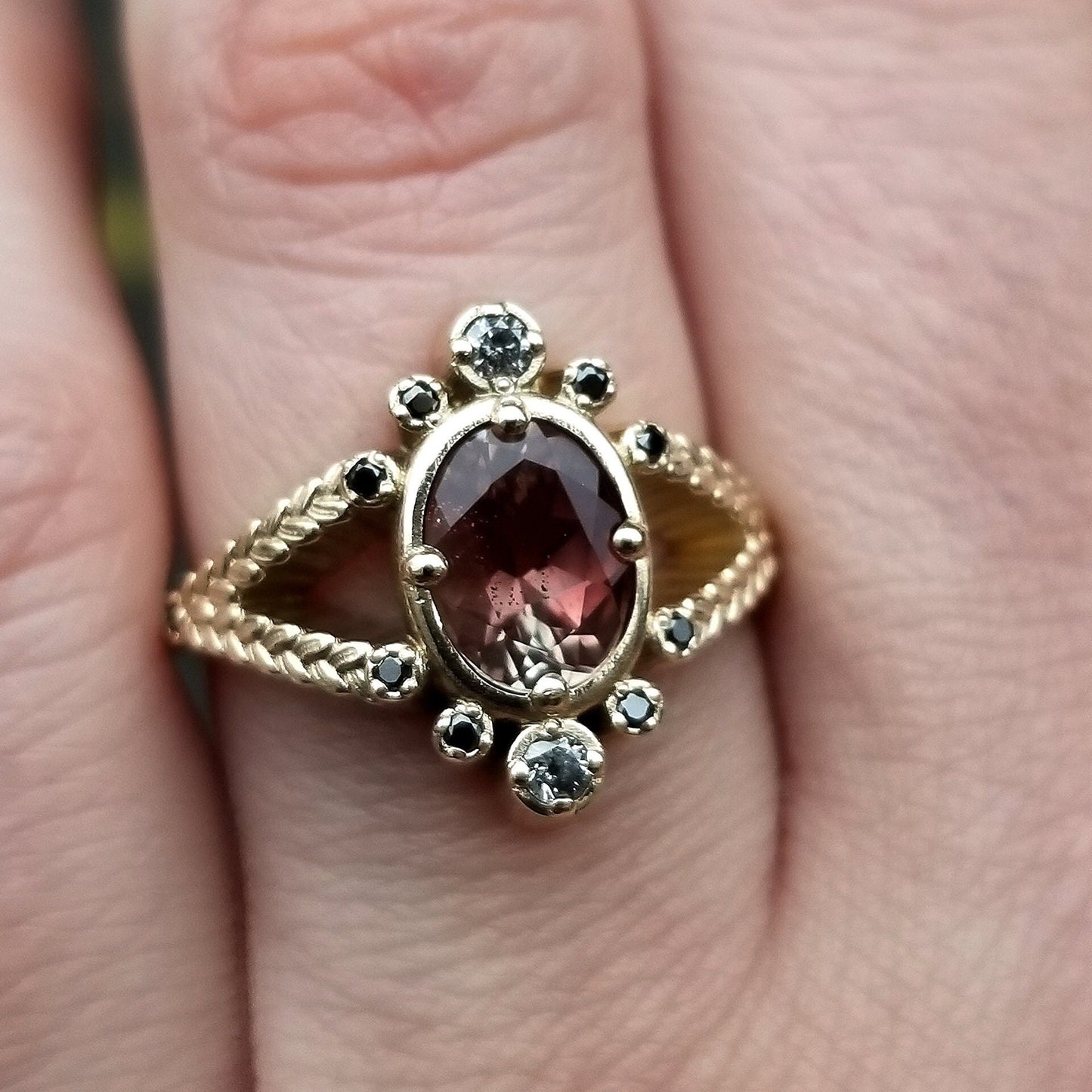Load image into Gallery viewer, Ready to Ship Size 6 - 8 - Oval Oregon Sunstone and Sage Split Shank Ring with Salt &amp;amp; Pepper and Black Diamonds - 14k Yellow Gold
