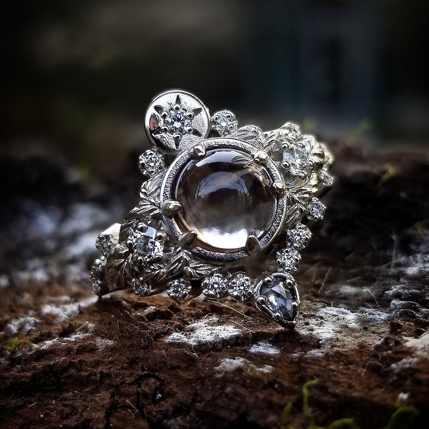 Picking diamond engagement ring Outlet